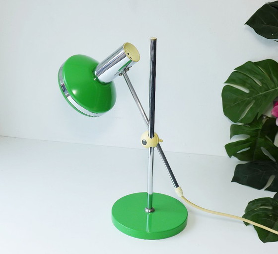 Image 1 of Lampada da tavolo vintage, lampada UFO dell'era spaziale, anni '60/'70, lampada da ufficio verde
