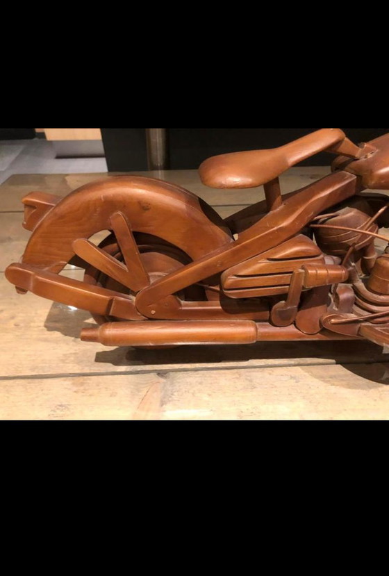 Image 1 of Motocicleta de madera hecha a mano