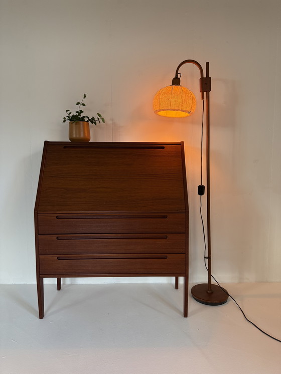 Image 1 of Lampadaire vintage en teck réglable, Domus '80