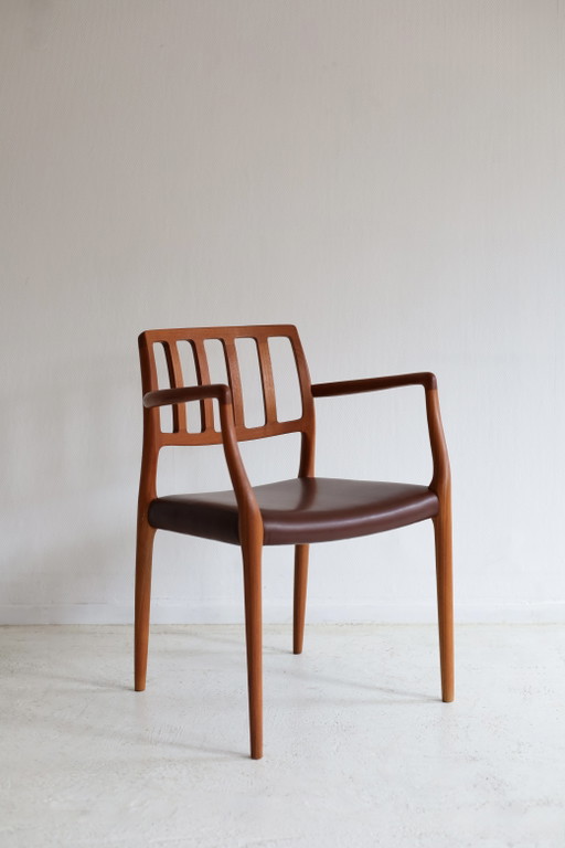 Chair Model 66 Niels Otto Møller, 1960s – eetkamerstoelen, Wood, Skai