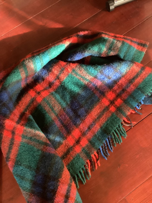 Pure wool throw 170x140 – Kinfill, cadeaus
