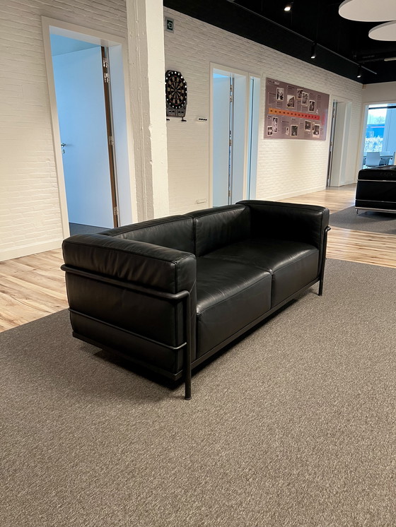 Image 1 of Cassina Lc3 2-Zit Full Black Edition