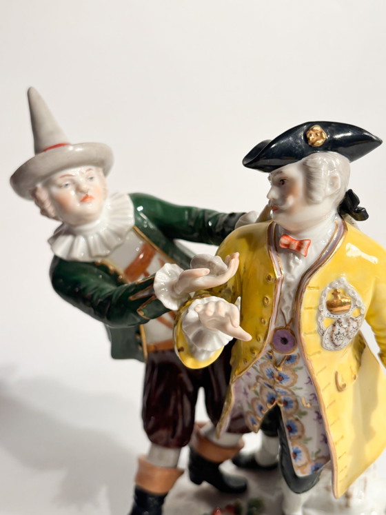 19th Century Ludwigsburg Polychrome Porcelain Group Sculpture – Rococo (photo 12 of 14)
