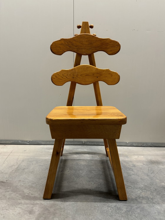 Image 1 of Massief Brutalistische Eiken Stoelen