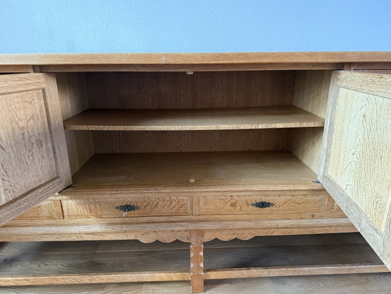Danish Mid-Century Oak Sideboard by Henning Kjærnulf (1960s) – Brutalist Style – Merk onbekend, Wood (photo 4 of 9)