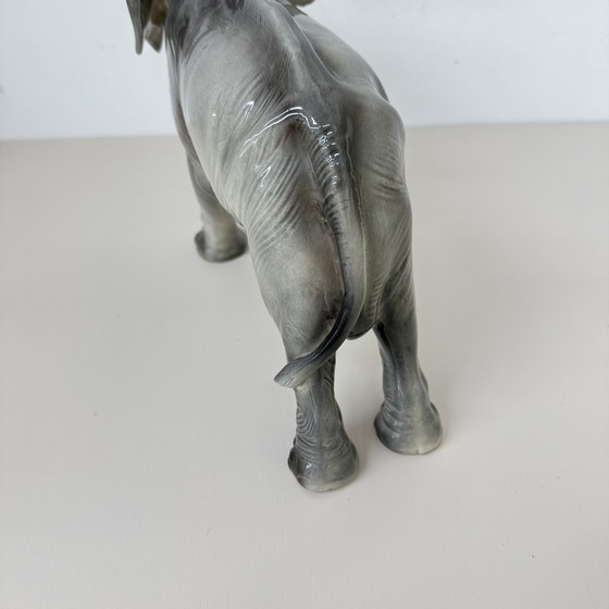 Image 1 of Statua di elefante in ceramica grigia vintage