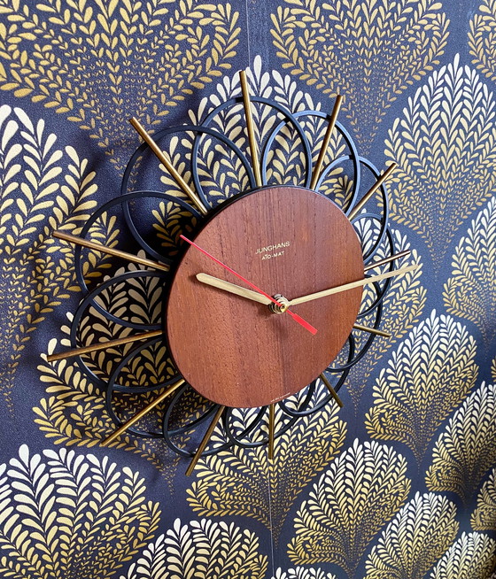 Image 1 of Junghans Ato Mat wandklok jaren 60 Mid Century