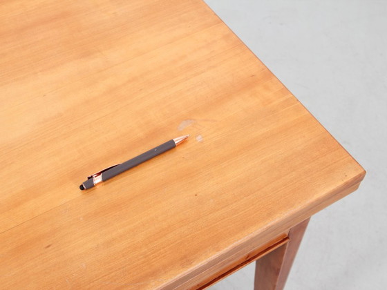 Extendable dining table in light mahogany for 6/8 people. – Wood (photo 10 of 10)