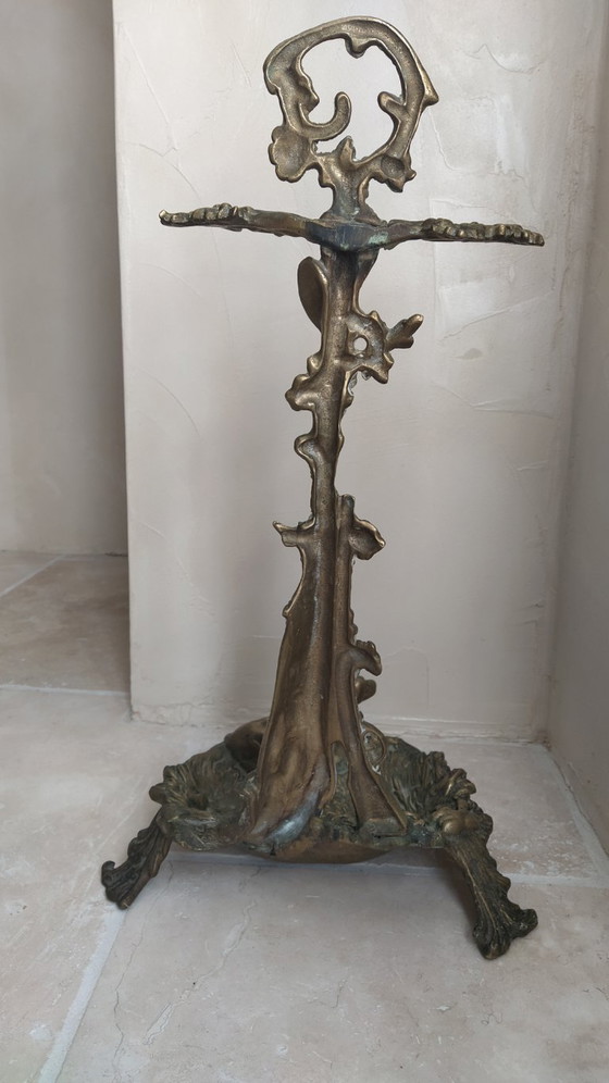 Image 1 of Siervo de chimenea de bronce
