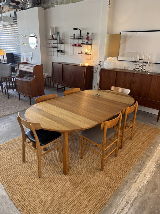 Table de salle à manger KP Møbler par Kurt Østervig