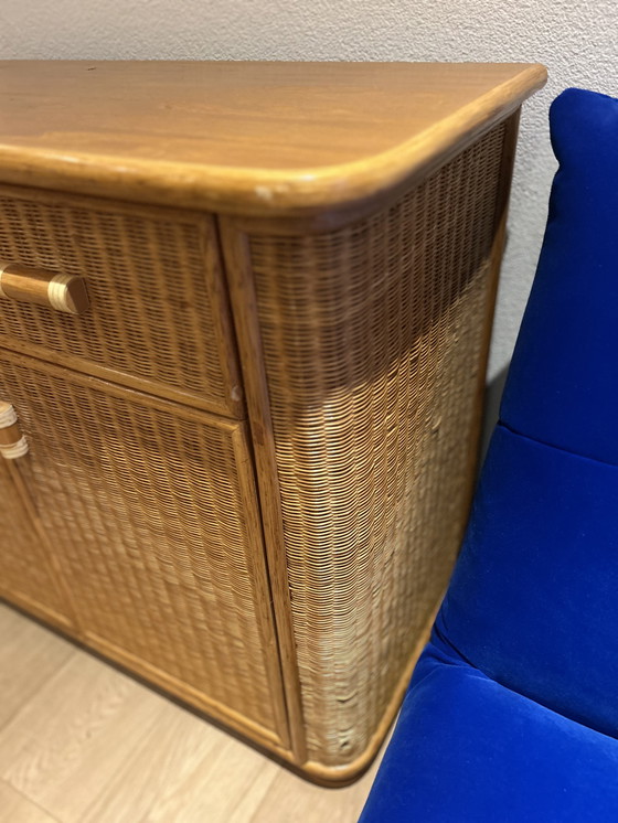 Image 1 of Prachtige lade kast uit de jaren 80 met rotan en bamboe.