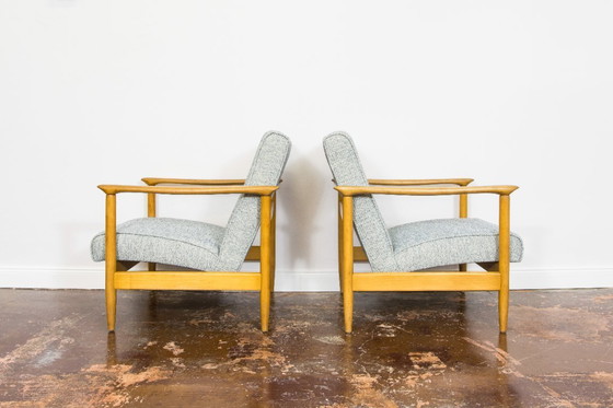 Image 1 of Mid-eeuwse moderne fauteuils GFM-142 van Edmund Homa, Polen, jaren 1960, set van 2