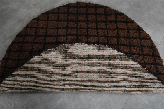 Image 1 of Bruin Marokkaans rond tapijt 200 cm