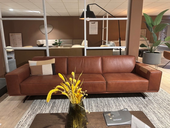 Cartelling Nomad Cuero – Sofás de 3 plazas, Leather, Calfskin (photo 2 of 2)