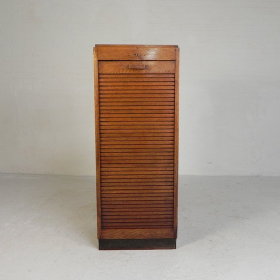 Image 1 of Eiken rolluikkast met 1 luik, 116 cm hoog, jaren 30
