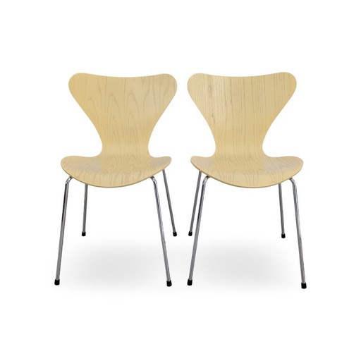 Juego de 2 sillas Fritz Hansen Serie 7, estilo mediados de siglo, de Arne Jacobsen.