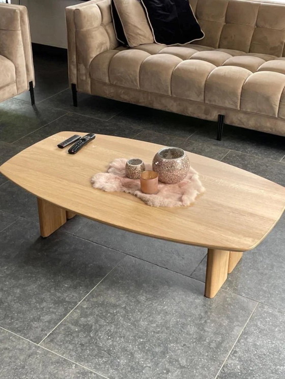 Image 1 of table basse en chêne massif