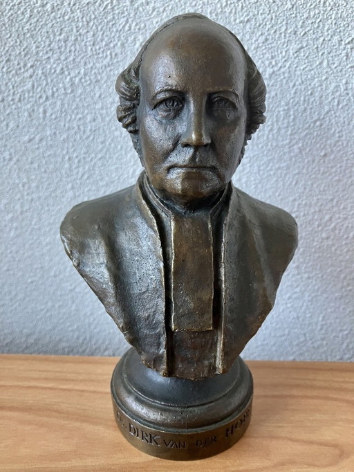 Buste en bronze du révérend Dirk van der Hoff 1814-1881. par Coert L. Steijnberg