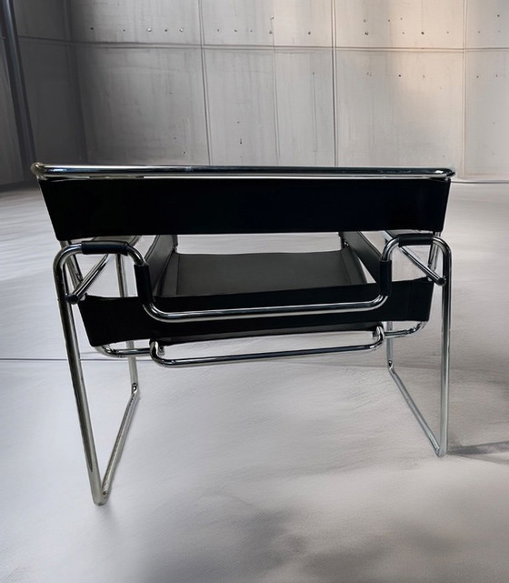Image 1 of Vintage Wassily-stoel van Marcel Breuer