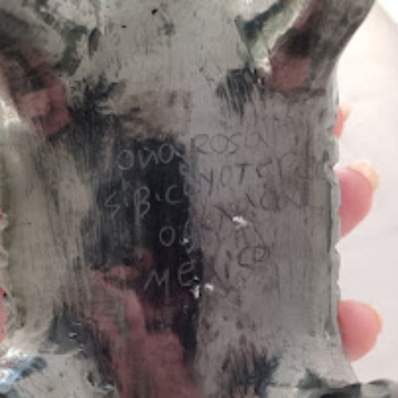 Image 1 of "Vintage Mexican ceramics - signed Dona Rosa armadillo - barro negro - Oaxaca"