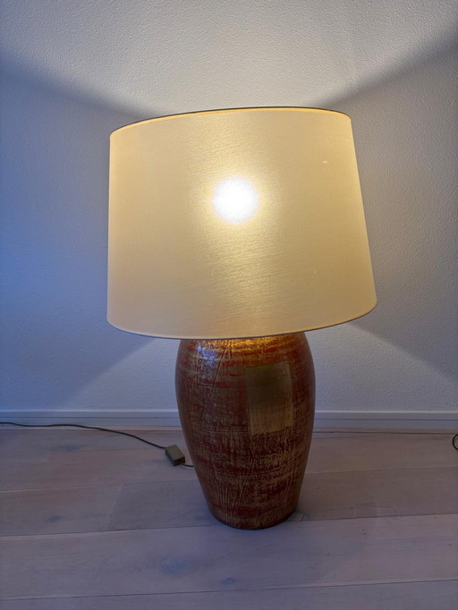 Table lamp