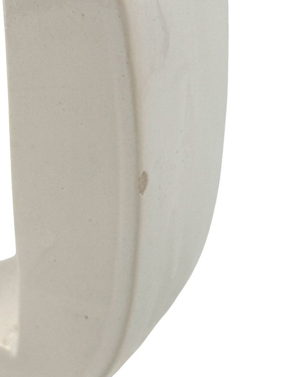 Image 1 of Space age white Q letter shaped ceramic solifleur vase, Marcel Radureau France ca. 1970
