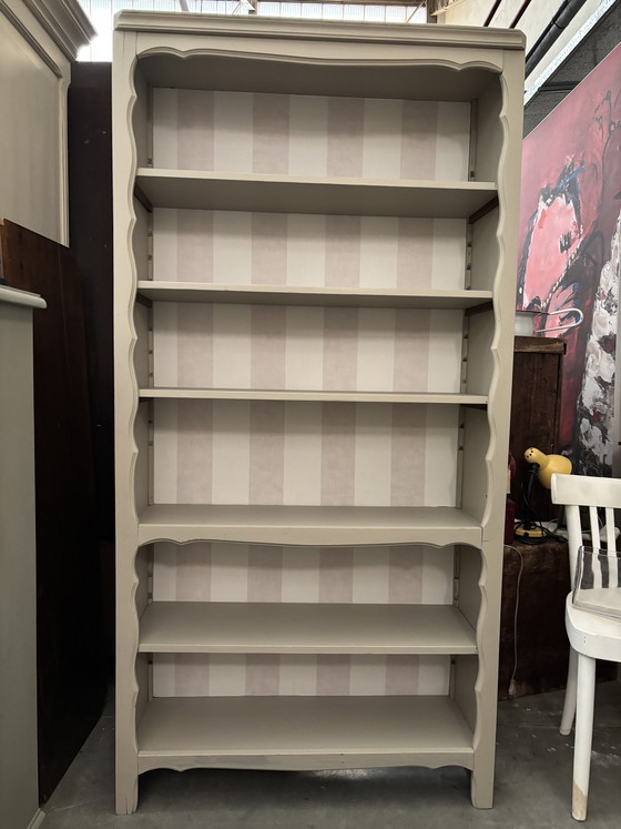 Image 1 of Vintage bookcase / cabinet