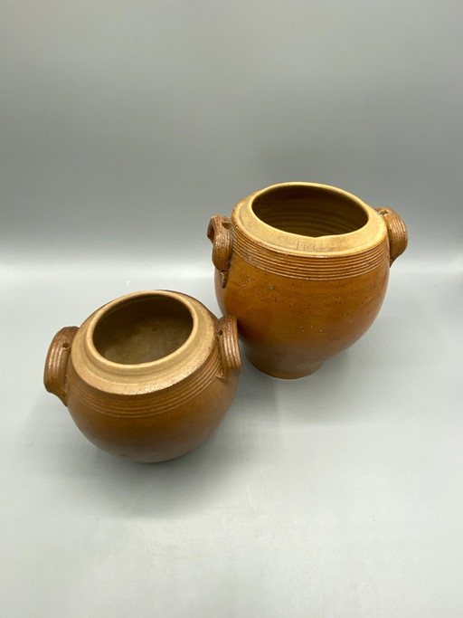 2 brown stoneware storage pots – circa – servies