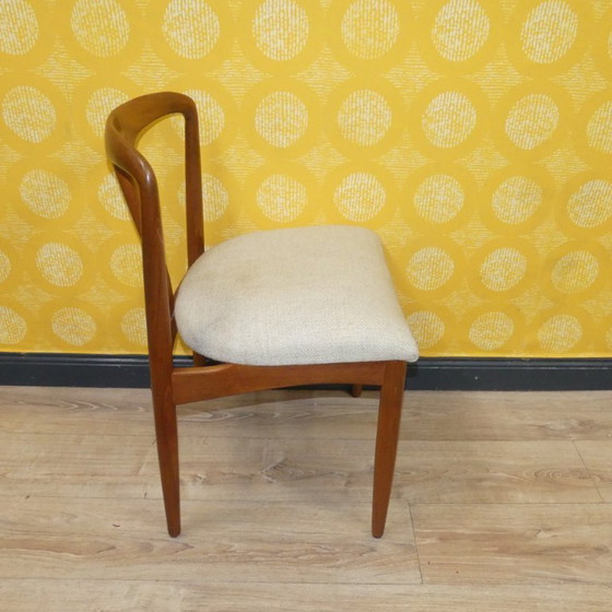 Image 1 of Set von 4 Teak Stühlen "Juliane" dining chairs Johannes Andersen, Uldum Møbelfabrik danish design denmark mid century retro 