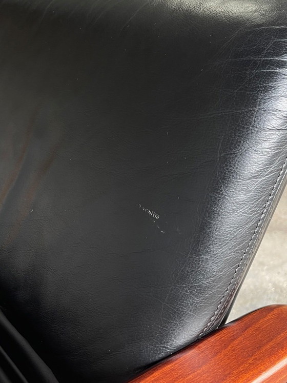 Image 1 of Vintage 2-seater lounge sofa — black leather & solid wood, Italy, 1970s–80s