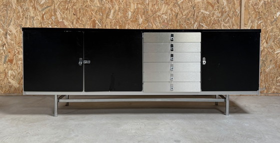 Image 1 of Credenza moderna di metà secolo