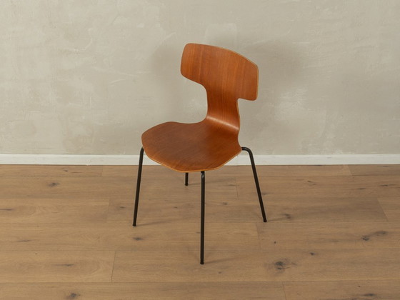 Image 1 of 3103 HAMMER CHAIRS, Arne Jacobsen, 1960s