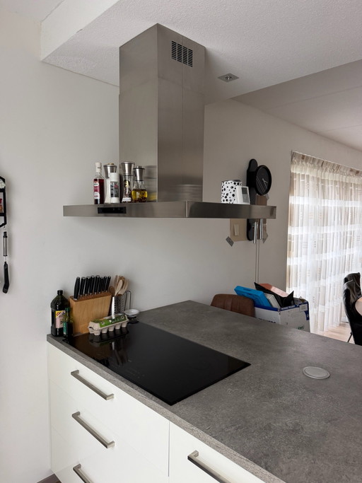 AEG Island Extractor Hood