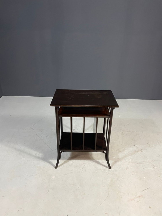 Image 1 of Mesa Art Nouveau de Gebrüder Thonet, modelo 11611, ca. 1910