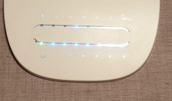 Image 1 of Swan Led Tafellamp wit