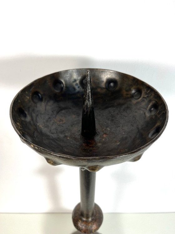 Image 1 of Set van 2 grote brutalistische gietijzeren kerk kandelaars, jaren 70