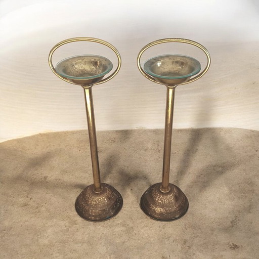 Vloerasbak in Fontana Arte-stijl.