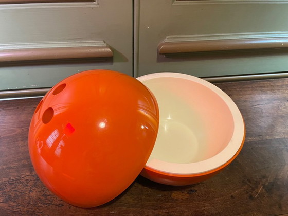 Image 1 of Vintage Lamotte ijsemmer uit de jaren 70 – oranje bolvormig model
