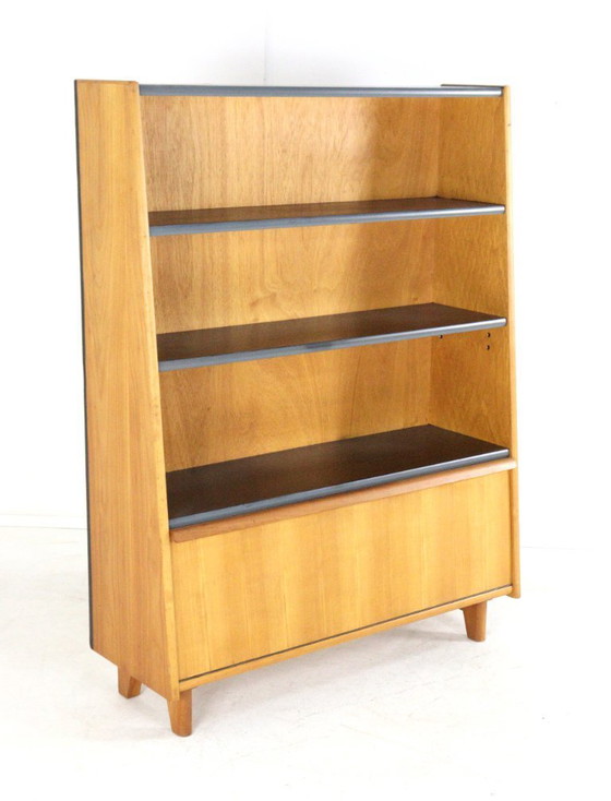 Image 1 of Mobile libreria vintage in stile rovere Pastoe