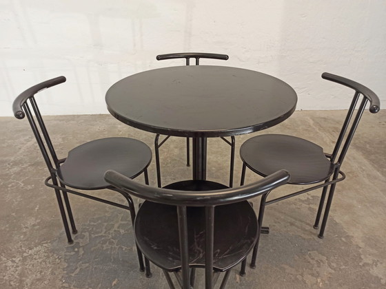 Image 1 of Postmoderne Essgruppe