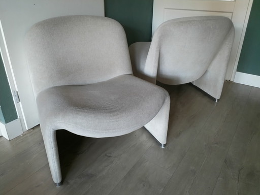 2 chaises Artifort Alky