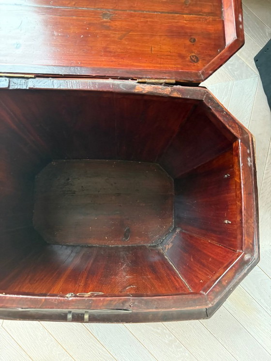 Image 1 of Auténtico cofre nupcial chino, antiguo.