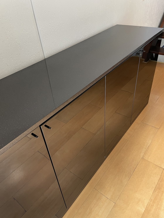 Image 1 of Dressoir zwart granieten blad