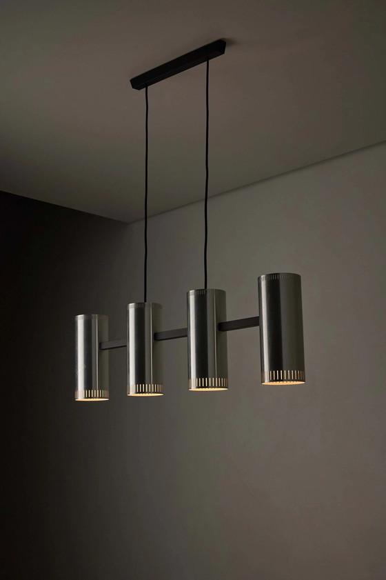 Aluminium "Cylindre IV" 4-Light Linear Pendant by Jo Hammerborg for Fog & Mørup, 1960, Ceiling lights, Wood (photo 4 of 7)