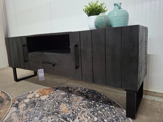 Image 1 of Mueble de TV de madera de mango con base de metal, nuevo