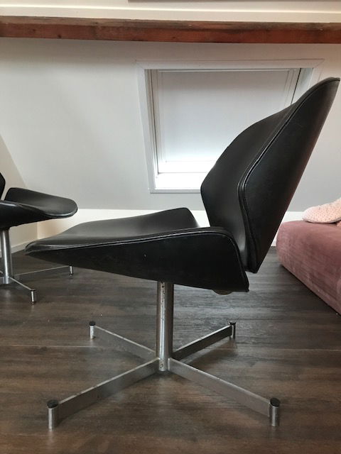 Image 1 of 3x Artifort armchair