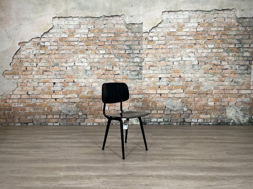 4 sedie Ahrend Revolt