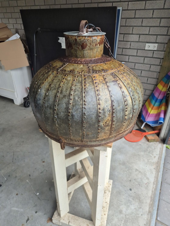 Beautiful Indian Water Jug Lamp, Industrial, Original And Authentic! – Pendant lamps, polished steel, Metal (photo 4 of 5)