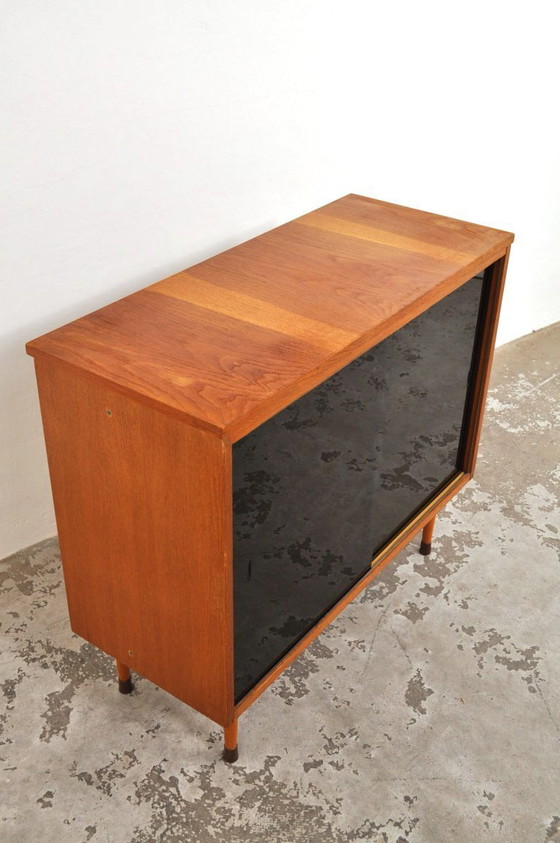 Image 1 of Vitrina antigua de cristal ahumado