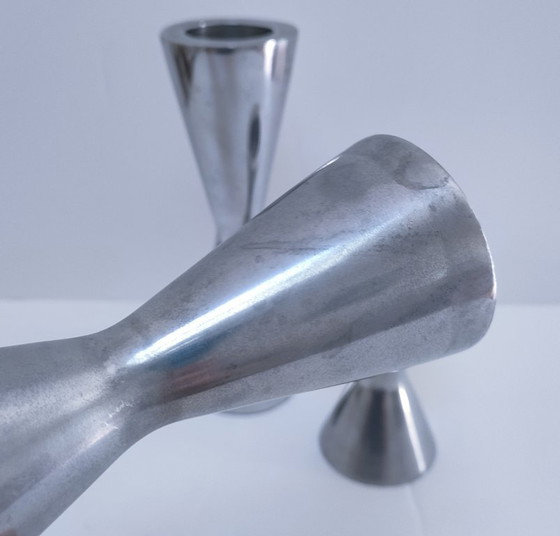 Three diabolo aluminum candle holders, 90s design – Aluminium (photo 7 of 11)